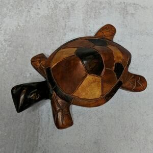 Wooden Carved Turtle - Size O/S - EUC